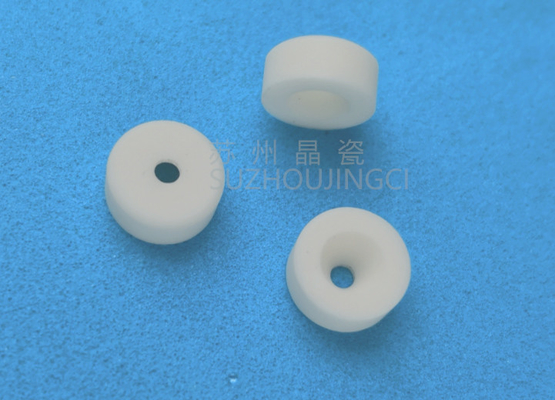 becs de pulvérisation en céramique d'alumine de φ6.8xh3mm 96%